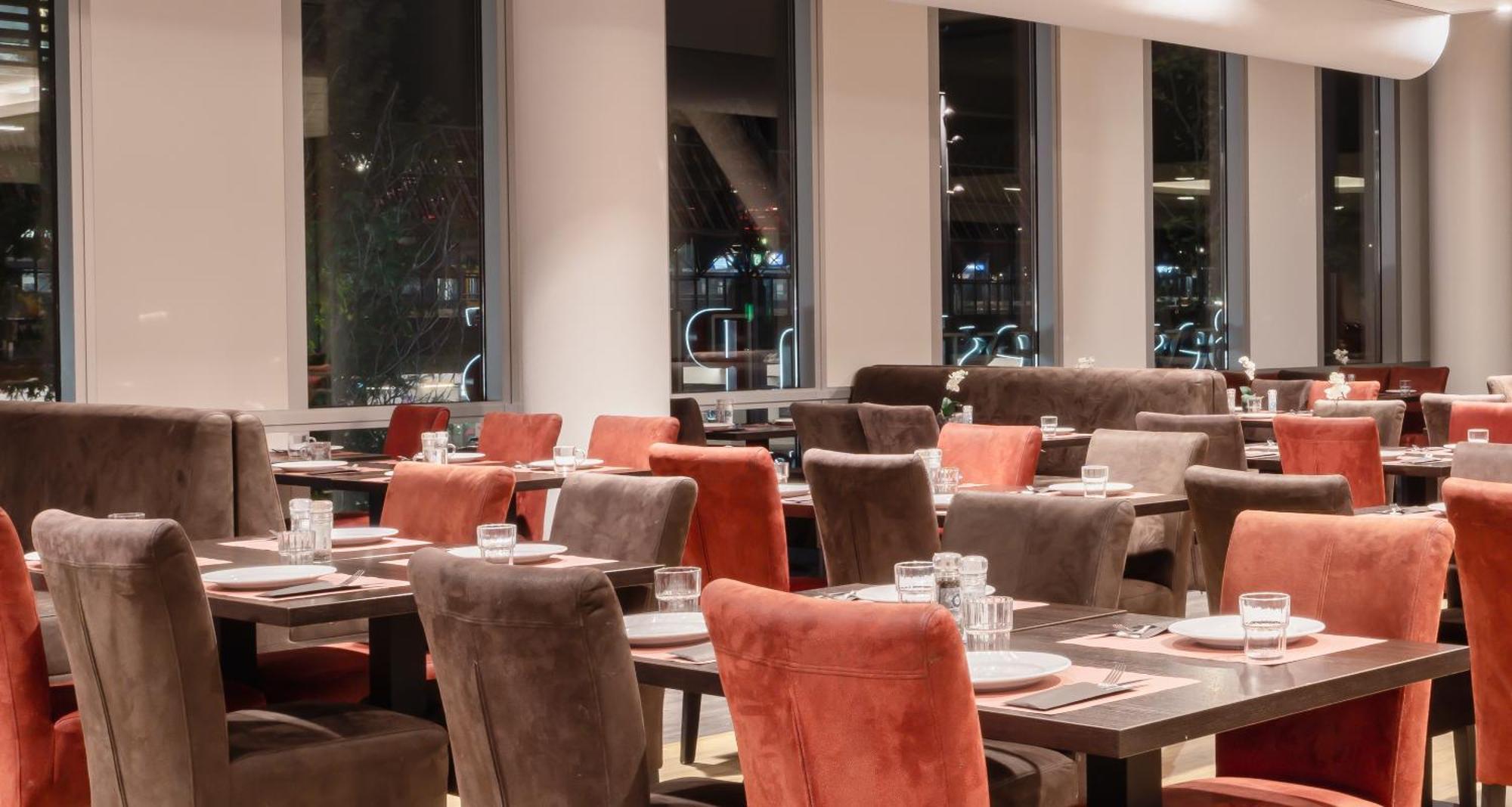 Plaza Premium 阿尔梅勒 外观 照片